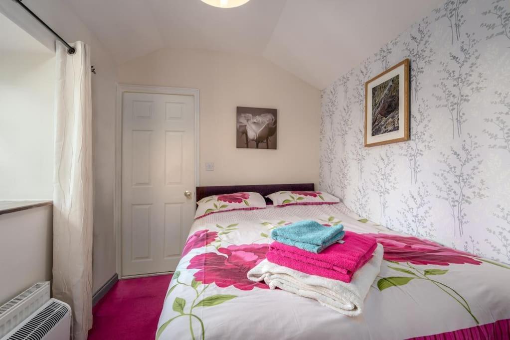 Coastal Cottage 'The Garden Cottage ' Hartland Esterno foto